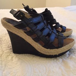 Bamboo wedge sandals